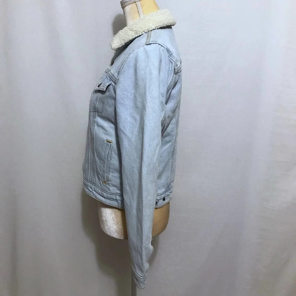 Levi's NWT Sherpa Lined Original Trucker Jacket Women S - Picture 6 of 14